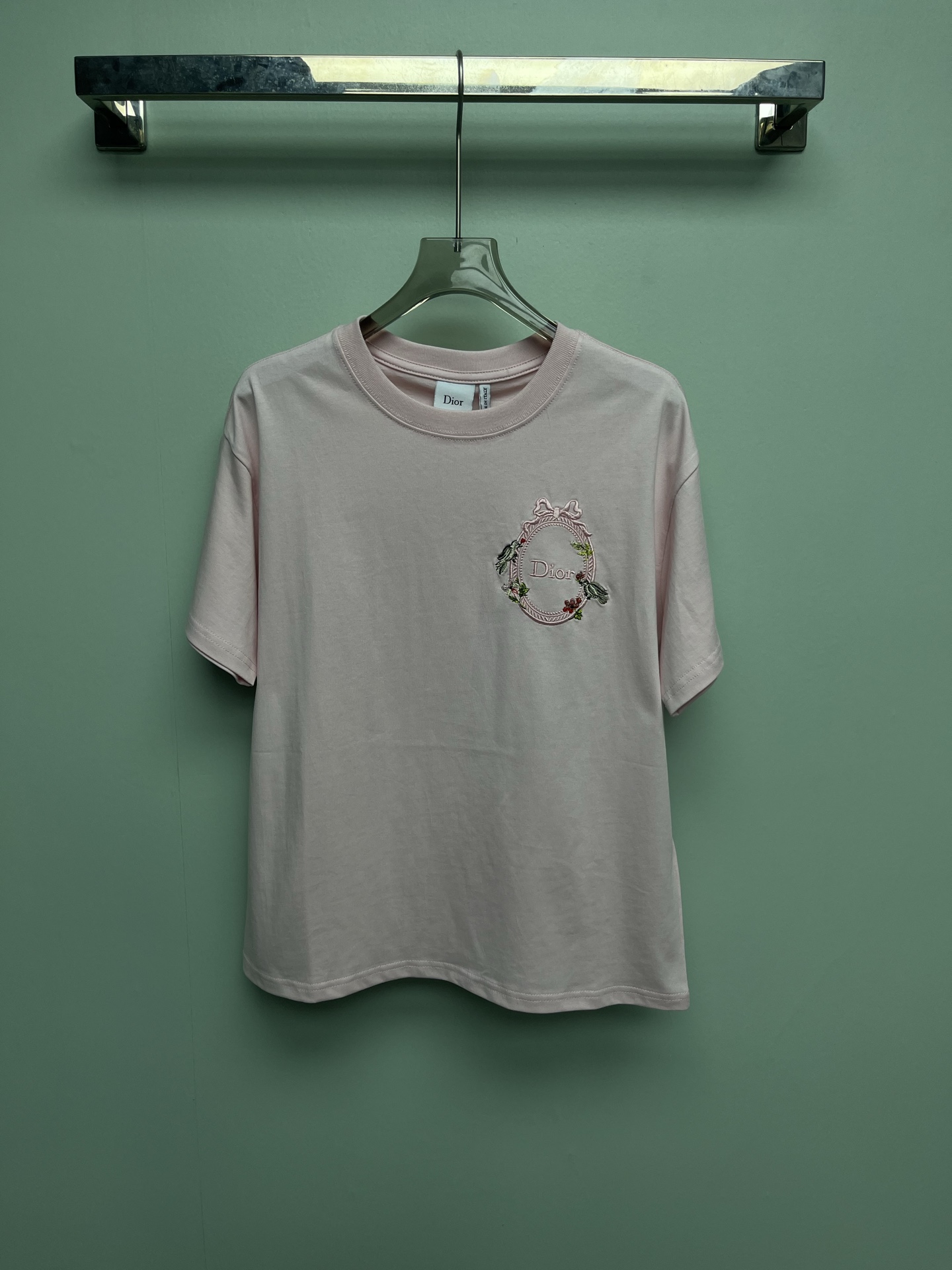 Women's short sleeves